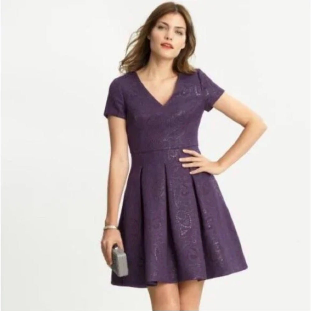 BANANA‎ REPUBLIC PLUM PURPLE PLEATED FIT & FLARE COCKTAIL DRESS